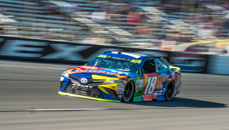 Illustration for article titled Take An Up-Close Look Into All The Inner Workings Of A NASCAR InfieldÂ